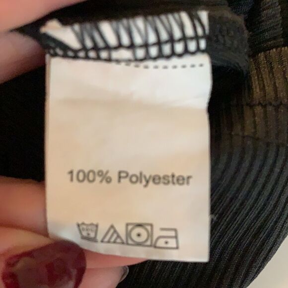 Shein black collared halter top front buttons ribbed material size x small - Picture 7 of 7